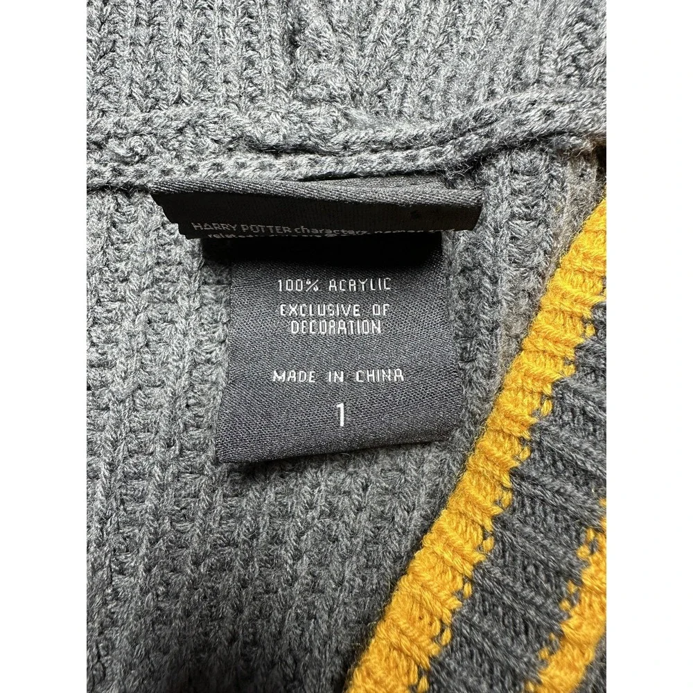 Harry Potter‎ Sweater Hoodie Size 1 Gray Yellow Hufflepuff Knit Pullover